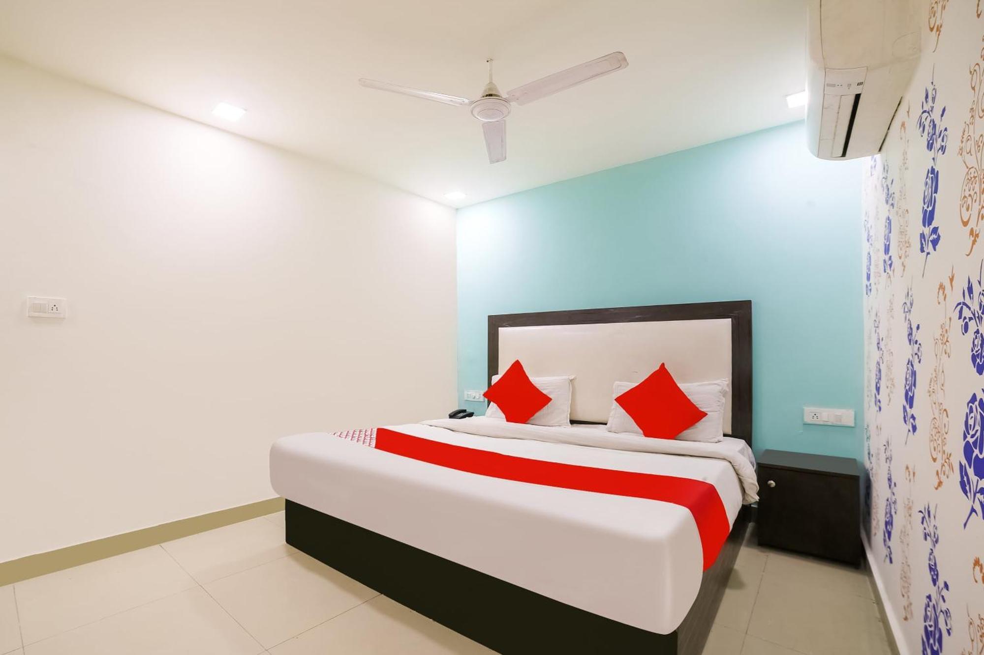 My Comfortable Hotel New Delhi Eksteriør bilde