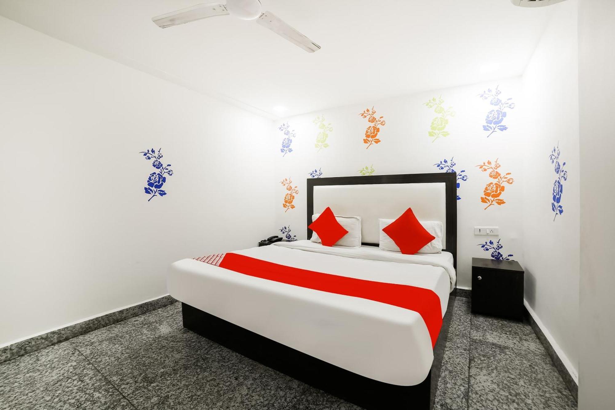 My Comfortable Hotel New Delhi Eksteriør bilde
