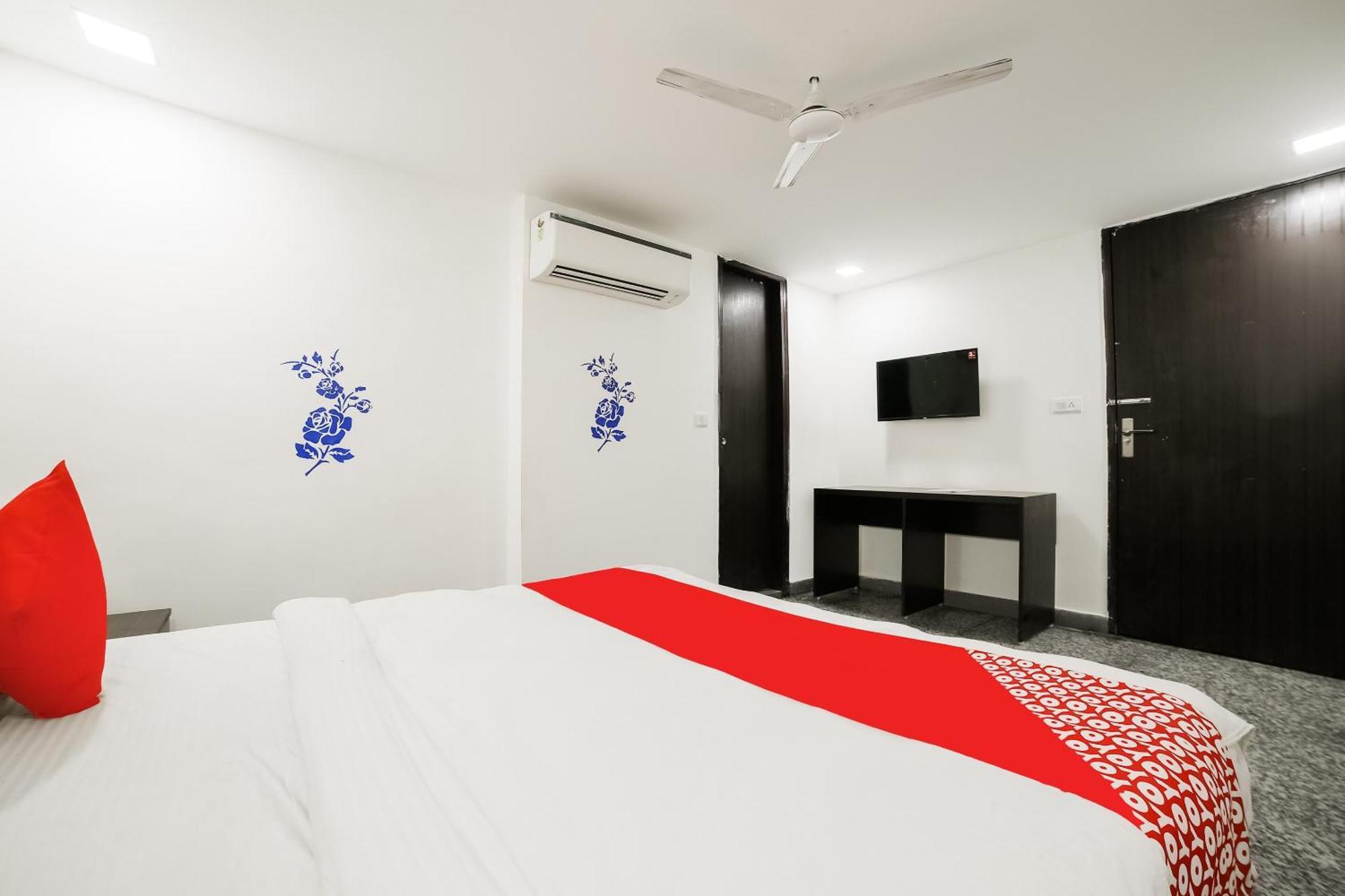 My Comfortable Hotel New Delhi Eksteriør bilde