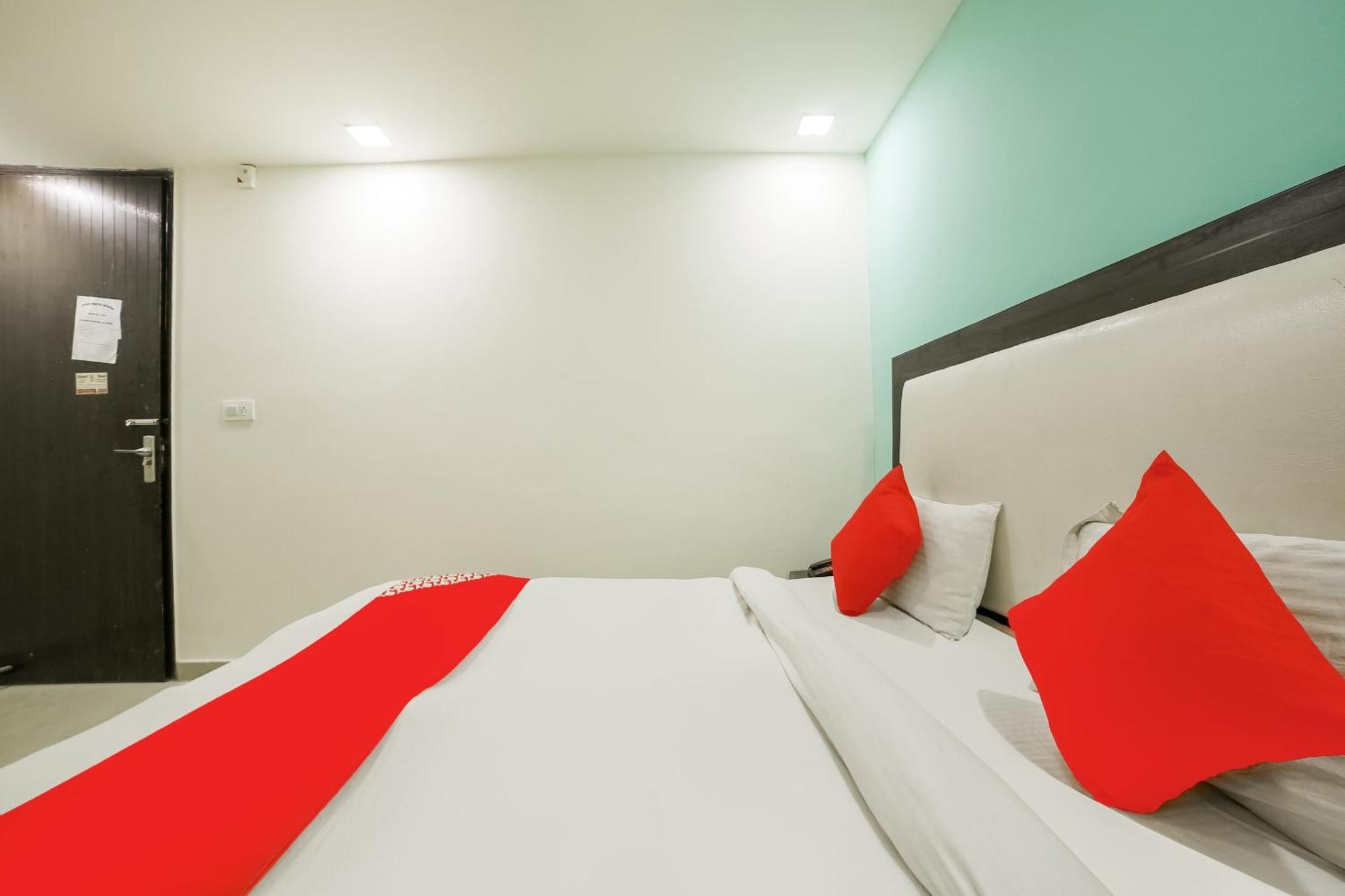 My Comfortable Hotel New Delhi Eksteriør bilde